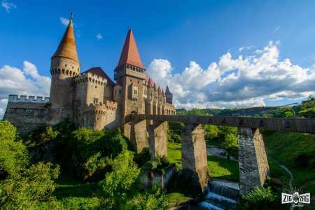 Hunedoara sportiva, intre glorie si dezastru! Doua exemple care se bat cap in cap