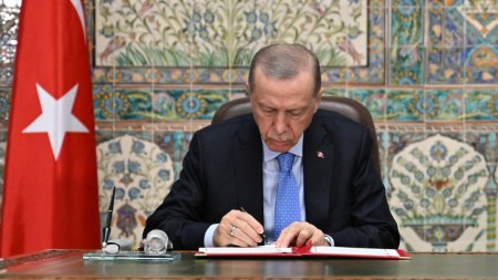 Erdogan: Turcia este gata sa construiasca o <span style='background:#EDF514'>BAZA MILITARA</span> navala in nordul Ciprului daca este necesar