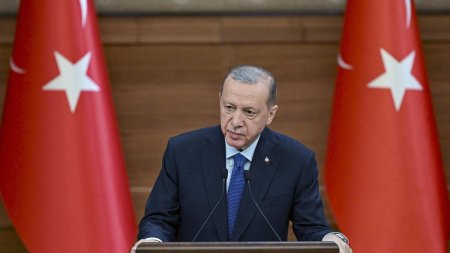 Erdogan: Turcia este gata sa construiasca o <span style='background:#EDF514'>BAZA MILITARA</span> navala in nordul Ciprului "daca este necesar"