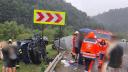 Accident intre un <span style='background:#EDF514'>MICRO</span>buz si un TIR, in Suceava. Autoritatile in alerta