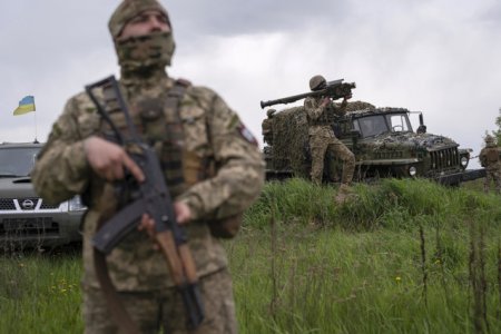 Razboiul din Ucraina, ziua 879. Apararea aeriana ucraineana a doborat 35 de drone lansate de Rusia / Zelenski solicita arme cu raza lunga de actiune dupa <span style='background:#EDF514'>ATACUL</span> ce a vizat Kievul