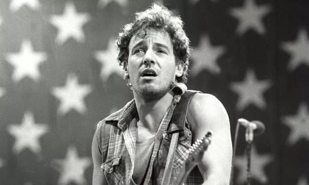 <span style='background:#EDF514'>BRUCE</span> Springsteen: de la vocea clasei muncitoare la miliardar oficial