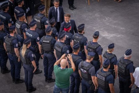 Emmanuel Macron a vizitat Satul Olimpic inainte de Jocuri