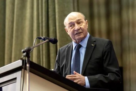 Basescu inca are (pre)viziuni prezidentiale… sa-l mai credem pe cuvant de onoare?