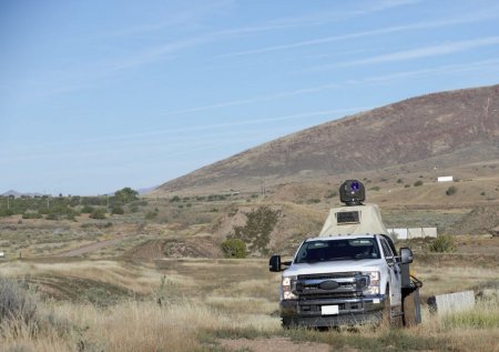 Marea <span style='background:#EDF514'>BRITANIE</span> a testat pentru prima data un laser antidrona. Razboiul cu drone, o prioritate tot mai mare pentru fortele armate occidentale