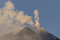Eruptia vul<span style='background:#EDF514'>CANU</span>lui Etna inchide aeroportul din Catania, Sicilia