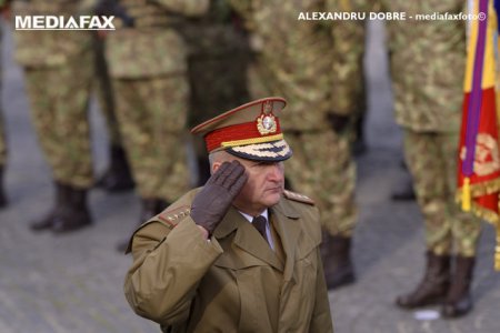 Seful Statului Major al Apararii si omologul luxemburghez, discutii la Comandamentul NATO din Sibiu