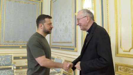 Zelenski, catre trimisul Papei Francisc la Kiev: Trebuie sa punem capat razboiului cat mai repede posibil