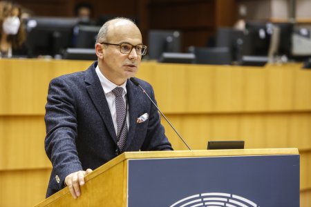 Rares Bogdan: Domnul Ciolacu isi doreste un comisar pe economie, noi, PNL, unul pe extindere