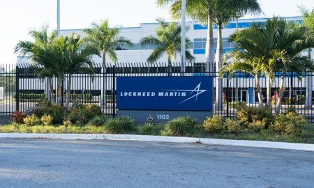 Lockheed Martin si-a imbunatatit estimarile de profit, gratie vanzarilor <span style='background:#EDF514'>SOLID</span>e de avioane de vanatoare si radare