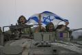 Israelul lanseaza noi raiduri in Gaza in timp ce Netanyahu viziteaza SUA