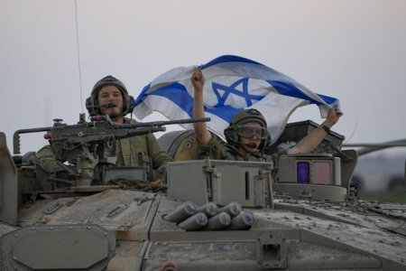 Israelul lanseaza noi raiduri in <span style='background:#EDF514'>GAZA</span> in timp ce Netanyahu viziteaza SUA