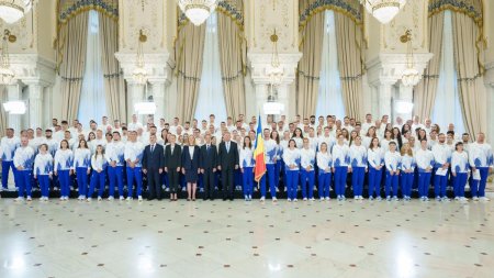 Klaus Iohannis p<span style='background:#EDF514'>LEAC</span>a la Paris, unde va participa la ceremonia de deschidere a Jocurilor Olimpice