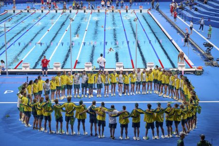 Ritualul australienilor in La Defense Arena + David Popovici isi continua antrenamentele la Paris