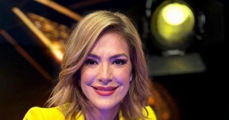 Roxana Ciuhulescu are o legatura paranormala cu tatal ei, care a murit la 37 de ani: I-am simtit prezenta!. Vedeta tv a mostenit <span style='background:#EDF514'>INALT</span>imea de la parinti, fosti baschetbalisti