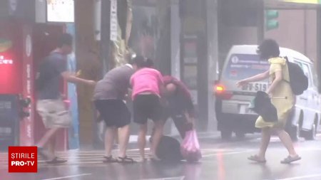 Dupa ce a facut 12 victime in Filipine, taifunul Gaemi se indreapta cu <span style='background:#EDF514'>TOATA</span> puterea catre Taiwan si China