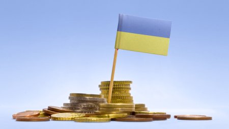 <span style='background:#EDF514'>FITCH</span> a retrogradat ratingul de credit al Ucrainei la nivelul C. Potrivit agentiei, a inceput un proces similar cu default
