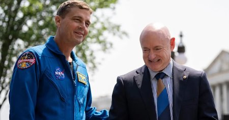 Mark Kelly: un astronaut remarcabil ar putea fi vicepresedintele Kamalei Harris