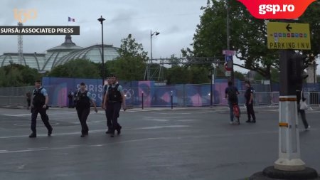 <span style='background:#EDF514'>MASURI</span> extraordinare de securitate la Paris: 45.000 de politisti si jandarmi