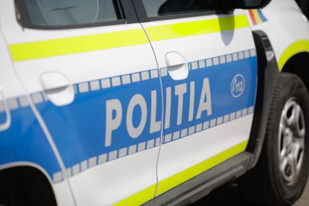 Batran spulberat de masina de Politie pe trecerea de pie<span style='background:#EDF514'>TONI</span>. Agentii nu se aflau in misiune