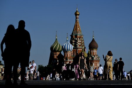 Kremlinul vrea sa interzica raspandirea ideilor fara <span style='background:#EDF514'>COPII</span>. Natalitatea este catastrofala, spune Dmitri Peskov