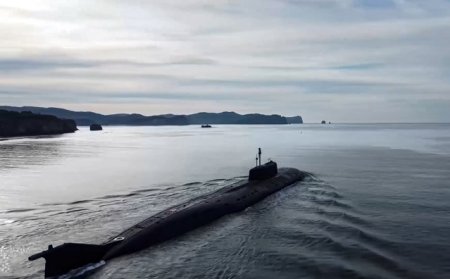 Australia semneaza un contract de 1,4 miliarde de dolari pentru modernizarea submarinelor