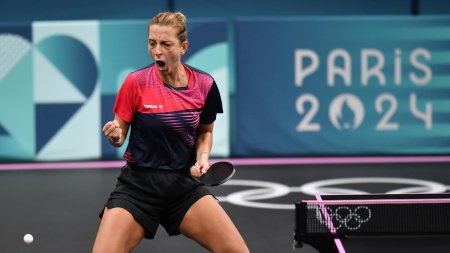 Tenis de masa - Elizabeta Samara a debutat la Paris cu o victorie spectaculoasa