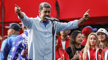 Venezuelenii voteaza: Alegeri extrem de tensionate, pe fondul temerilor legate de frauda