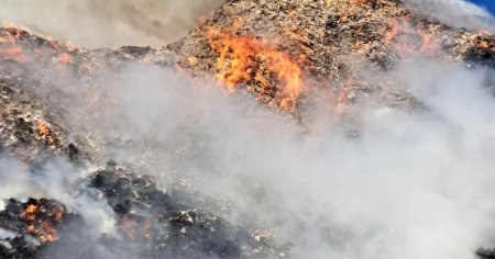 Incendiul de pe platforma Oltchim e inca nelichidat la trei zile de izbucnire