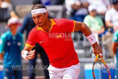 Pe suprafata lui favorita, Rafael Nadal nu i-a facut fata lui Novak Djokovic