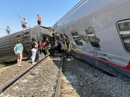 Rusia: Cel putin 140 de raniti dupa o coliziune intre un tren si un camion