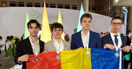 Elevii romani scriu istorie! Au cucerit 4 medalii de aur la Olimpiada Internationala de Chimie