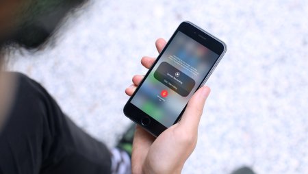 Viitorul iOS 18 va permite utilizatorilor iPhone sa inregistreze apeluri telefonice. In plus, va putea genera transcrieri ale acestora