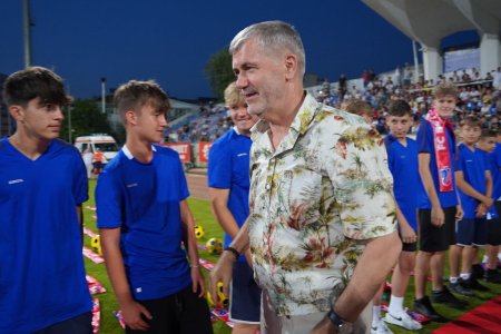 Valeriu <span style='background:#EDF514'>IFTIME</span> acuza dupa ce meciul FC Botosani - FCSB a fost amanat: Pe noi nu ne-a intrebat nimeni!