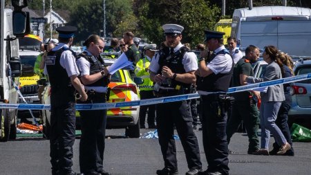 Revolta in Southport: 39 de ofiteri de politie, raniti in tulburari de strada