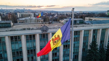 Descinderi la Chisinau. Perchezitiile ar avea loc intr-un dosar pentru tradare de patrie