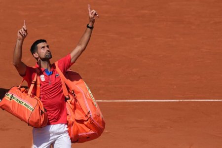 Djokovic s-a calificat in sferturile de finala la Jocurile Olimpice pentru a patra oara in cariera