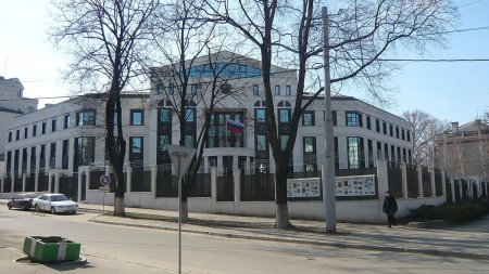 Angajat al Ambasadei Rusiei la Chisinau, declarat persona non grata