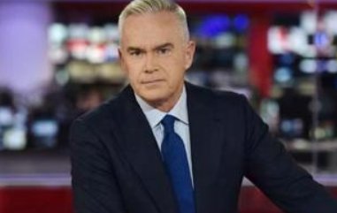 Fostul prezentator BBC Huw Edwards pledeaza vinovat pentru pedofilie