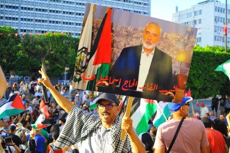 Hamas a cerut marsuri ale furiei care sa inceapa din fiecare <span style='background:#EDF514'>MOSCHEE</span> vineri, impotriva uciderii sefului sau, Ismail Haniyeh