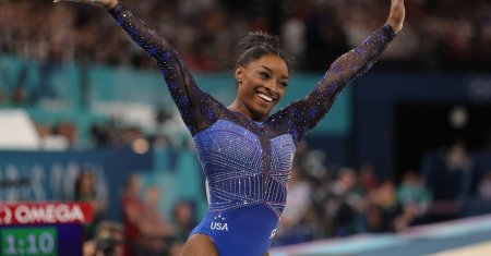 Simone Biles a cucerit aurul la individual-compus. Ce au facut <span style='background:#EDF514'>GIMNASTELE</span> romance