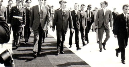 2 august: 55 de ani de la prima vizita a unui presedinte american in Romania. Nixon: 