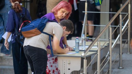 A inceput a doua etapa de admitere la liceu