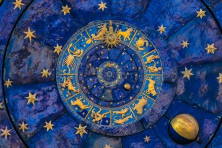 HOROSCOP Duminca, 4 AUGUST. Berbecii si Capricornii, la un pas de o decizie.  O zi de vis pentru trei zodii