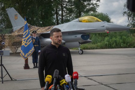 Ucraina a primit primele avioane F-16. Zelenski: „Am reusit. Au inceput deja sa le foloseasca”