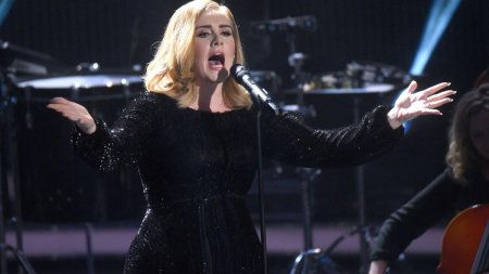 Adele a difuzat finala olimpica a probei feminine de 100 metri in timpul concertului ei din Munchen