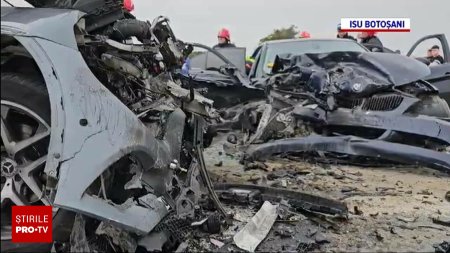 Accident violent in Botosani, intre trei masini, dupa ce un incepator <span style='background:#EDF514'>NU A ACORDAT PRIORITATE</span>. Un autoturism a alertat 112