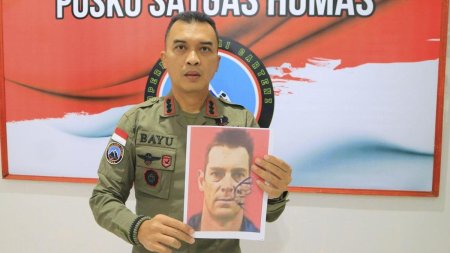 Un pilot din Noua Zeelanda a fost ucis la aterizare de papuasi inarmati, in Indonezia. Atacatorii au dat foc aparatului de zbor