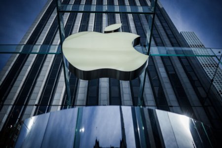 Apple vrea sa reconfigureze cautarea cu ajutorul inteligentei artificiale