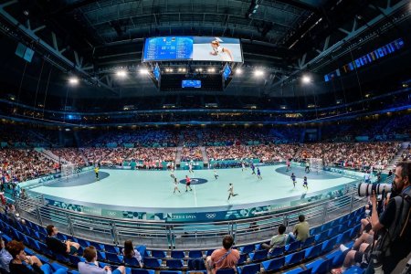 Cea mai mare asistenta din istoria unui meci de handbal feminin » Imagini senzationale pe stadionul lui Lille + cum arata careul de asi la Jocurile Olimpice